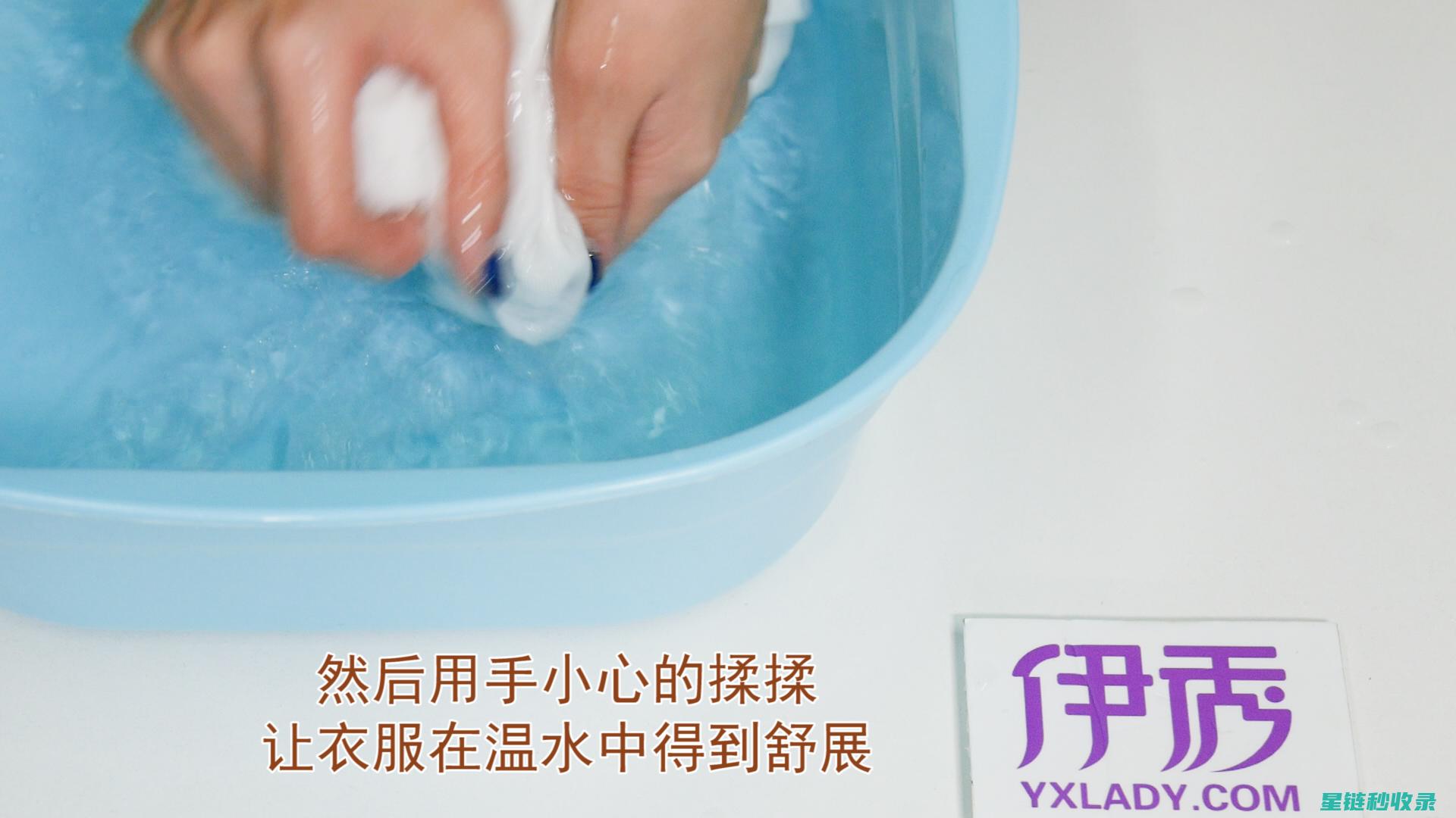 衣服缩水了？别慌张！这些步骤能帮你让衣服恢复原状 (衣服缩水了怎么恢复)