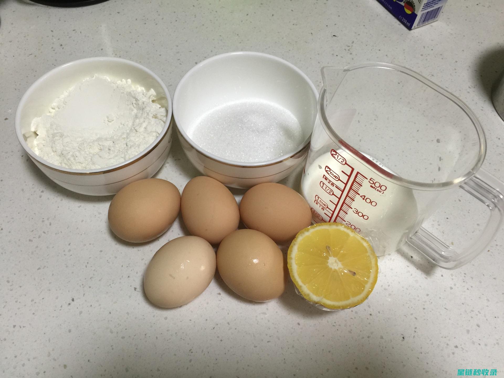 蛋糕制作中的小秘密：防止蛋糕回缩的绝招 (蛋糕制作中的原料)